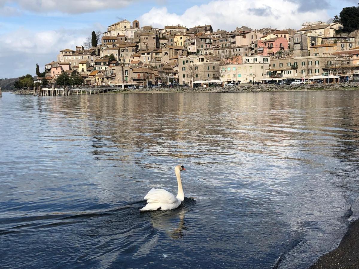 أنغويلارا سابازيا La Casa Sul Lago المظهر الخارجي الصورة